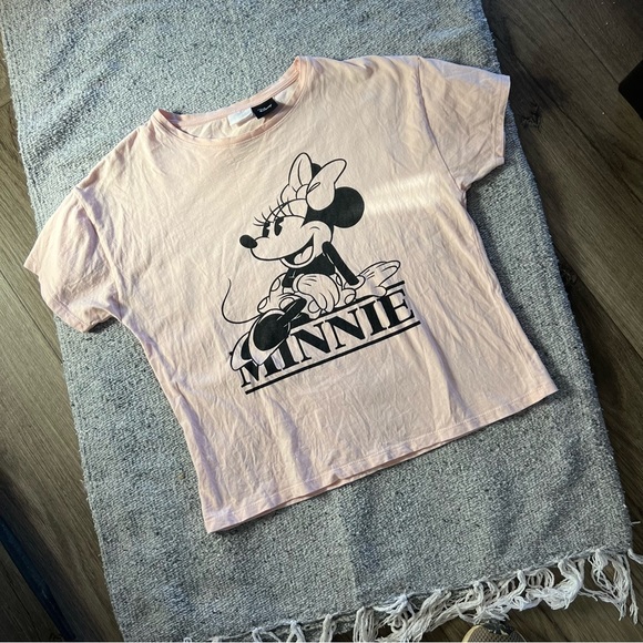 Disney Tops - Disney mini mouse light pink T-shirt